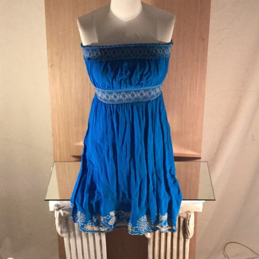 Strapless dress